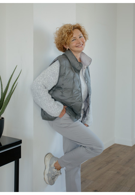 Жилеты и накидки