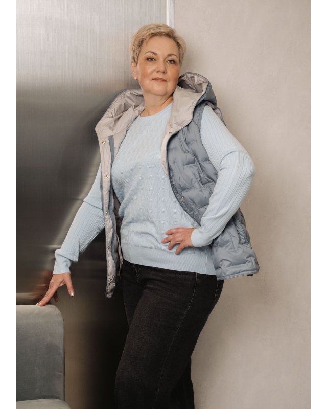 Жилеты и накидки